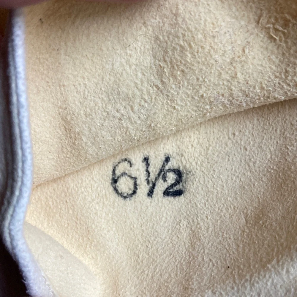 Vintage Yellow Leather Gloves, 6 1/2, women’s made in England elegant soft